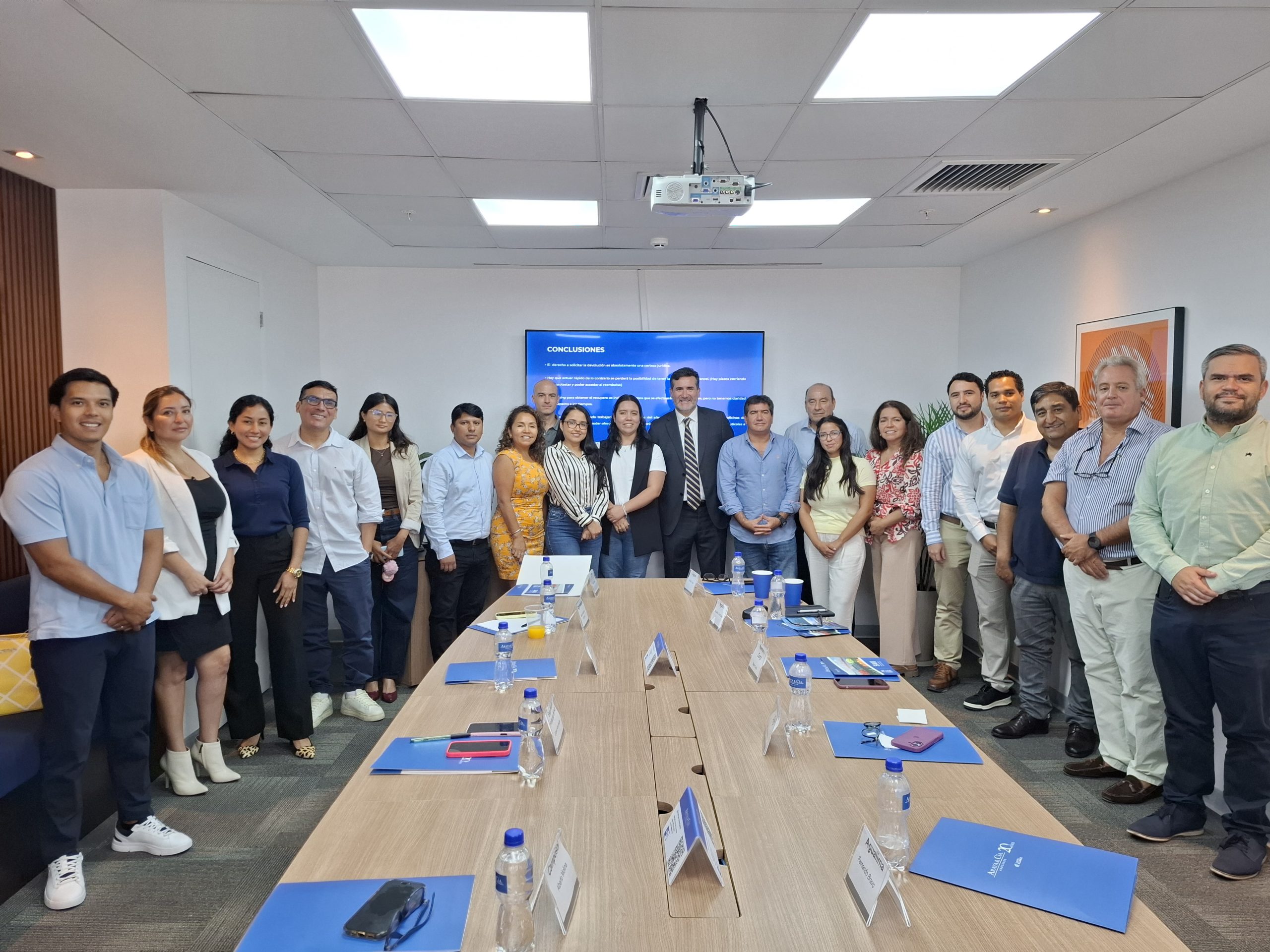 Araya & Cía. Abogados realizó desayuno empresarial sobre recuperación de aranceles en EE. UU. para agroexportadores